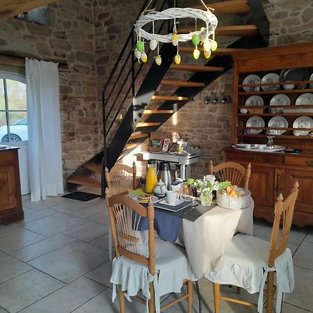 La Chambre Du Grand Val Caden Exteriér fotografie