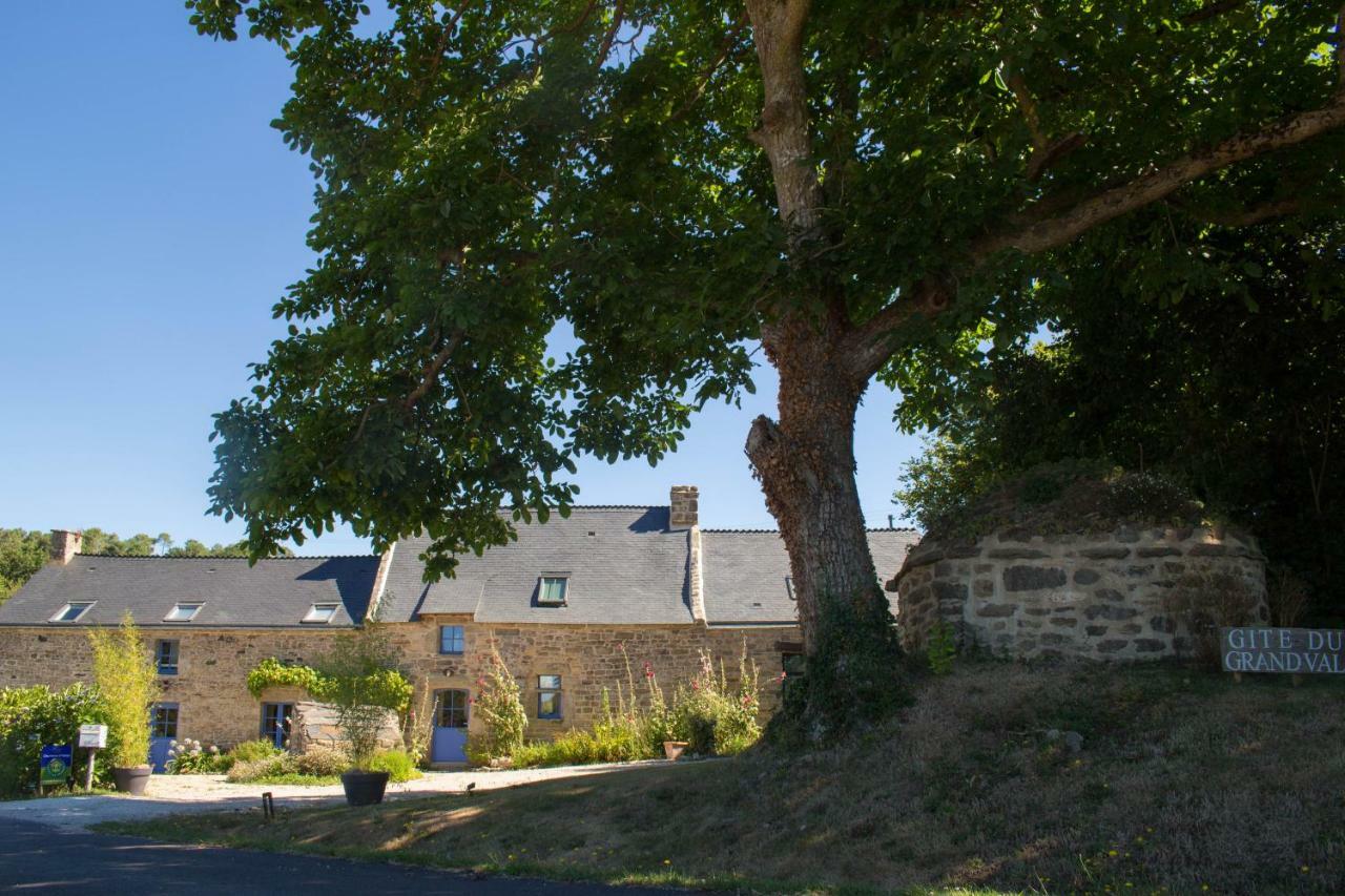 La Chambre Du Grand Val Caden Exteriér fotografie